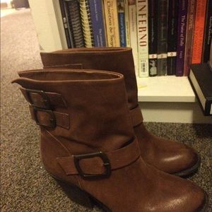 SALE Lucky Brand Western Boots